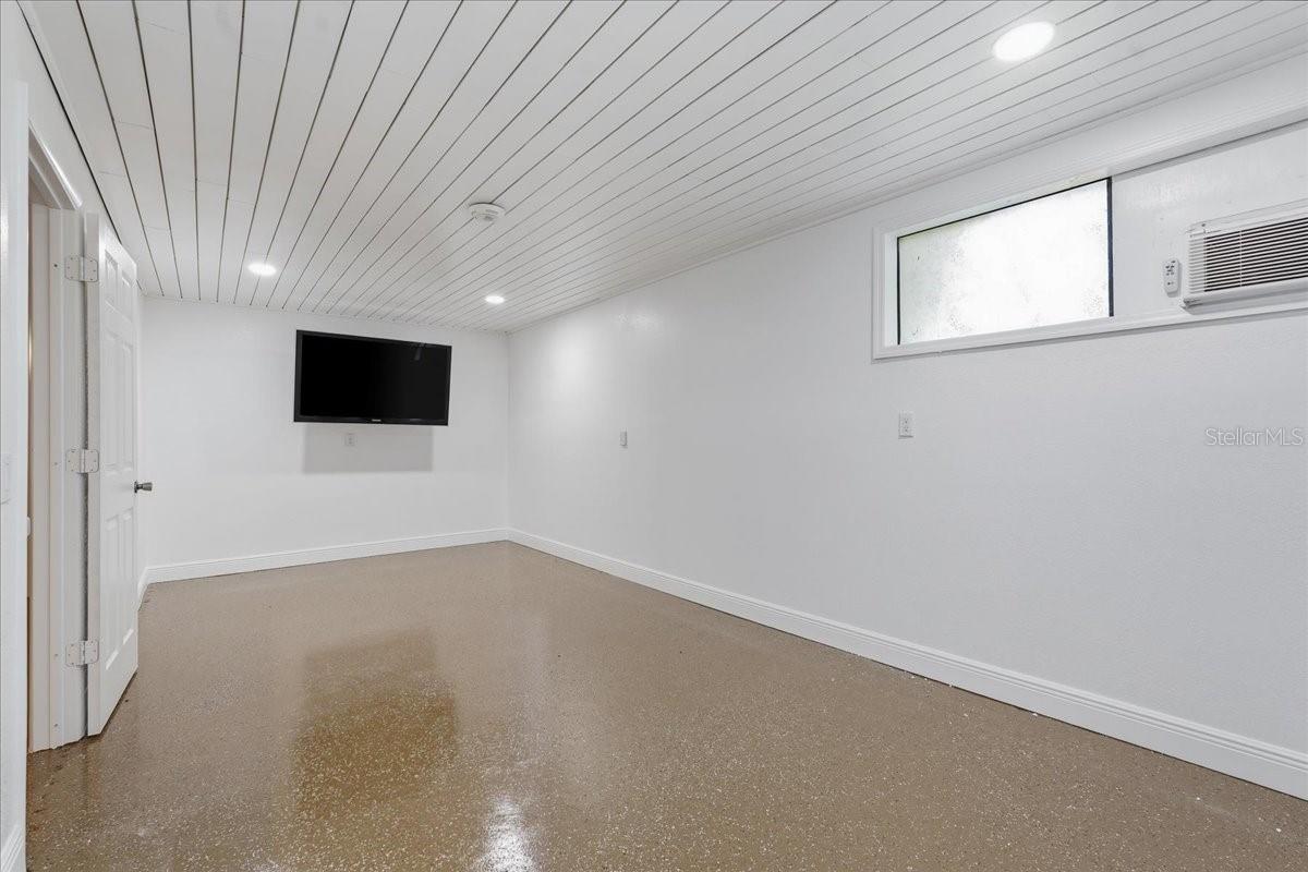 240 Windward Psge #702 Property Photo 56