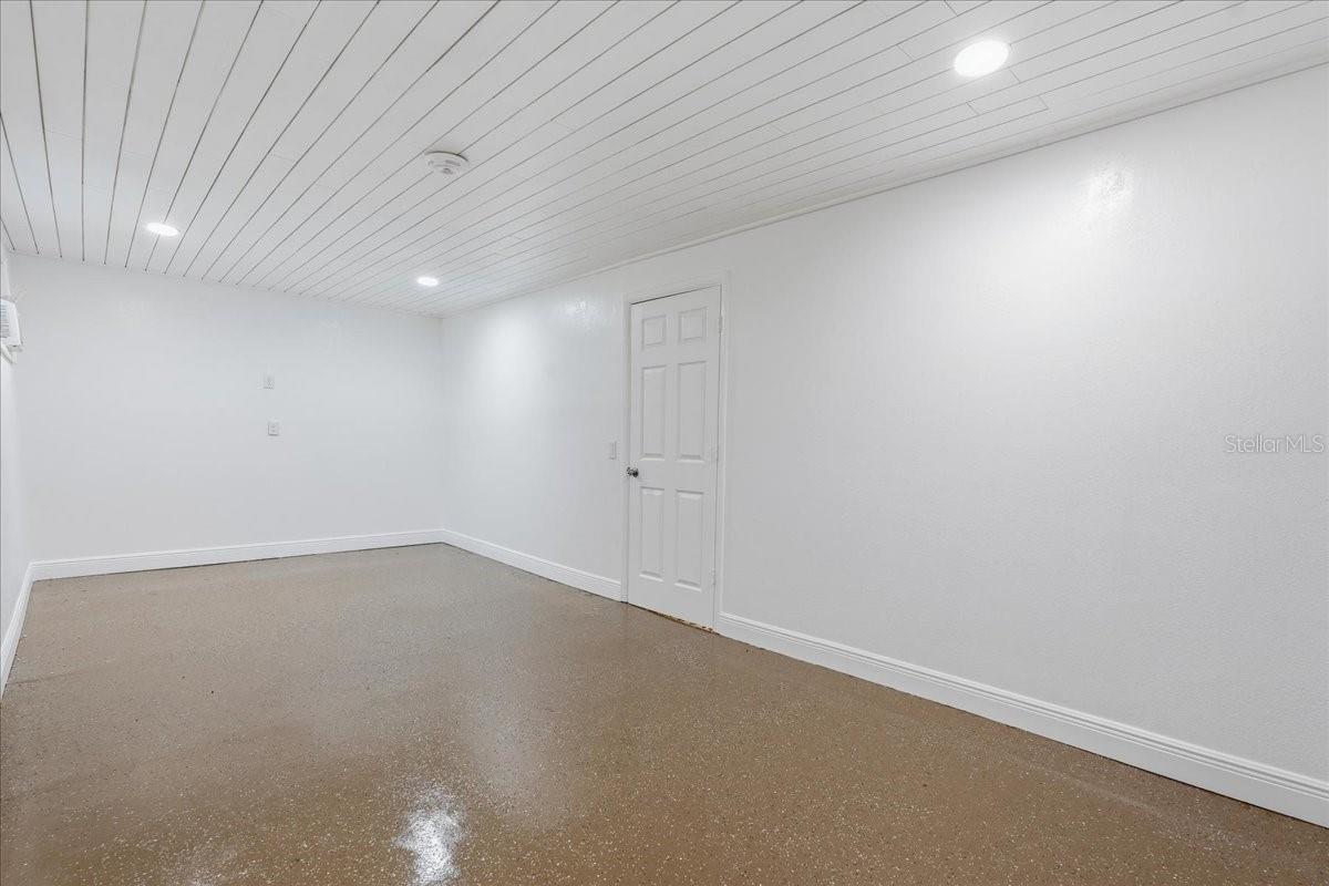 240 Windward Psge #702 Property Photo 57