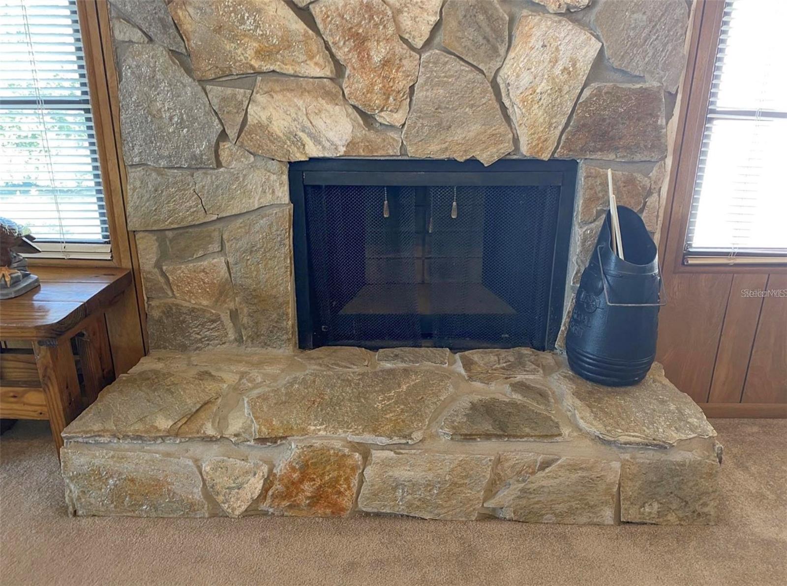 9940 Eagles Point Cir #4 Property Photo 14