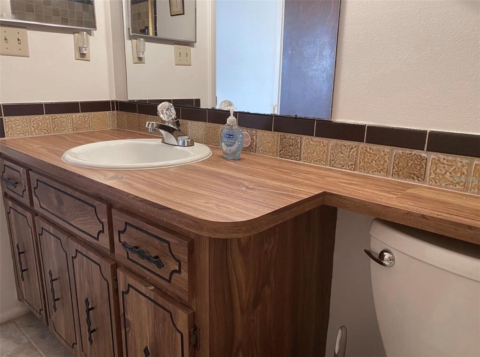 9940 Eagles Point Cir #4 Property Photo 23