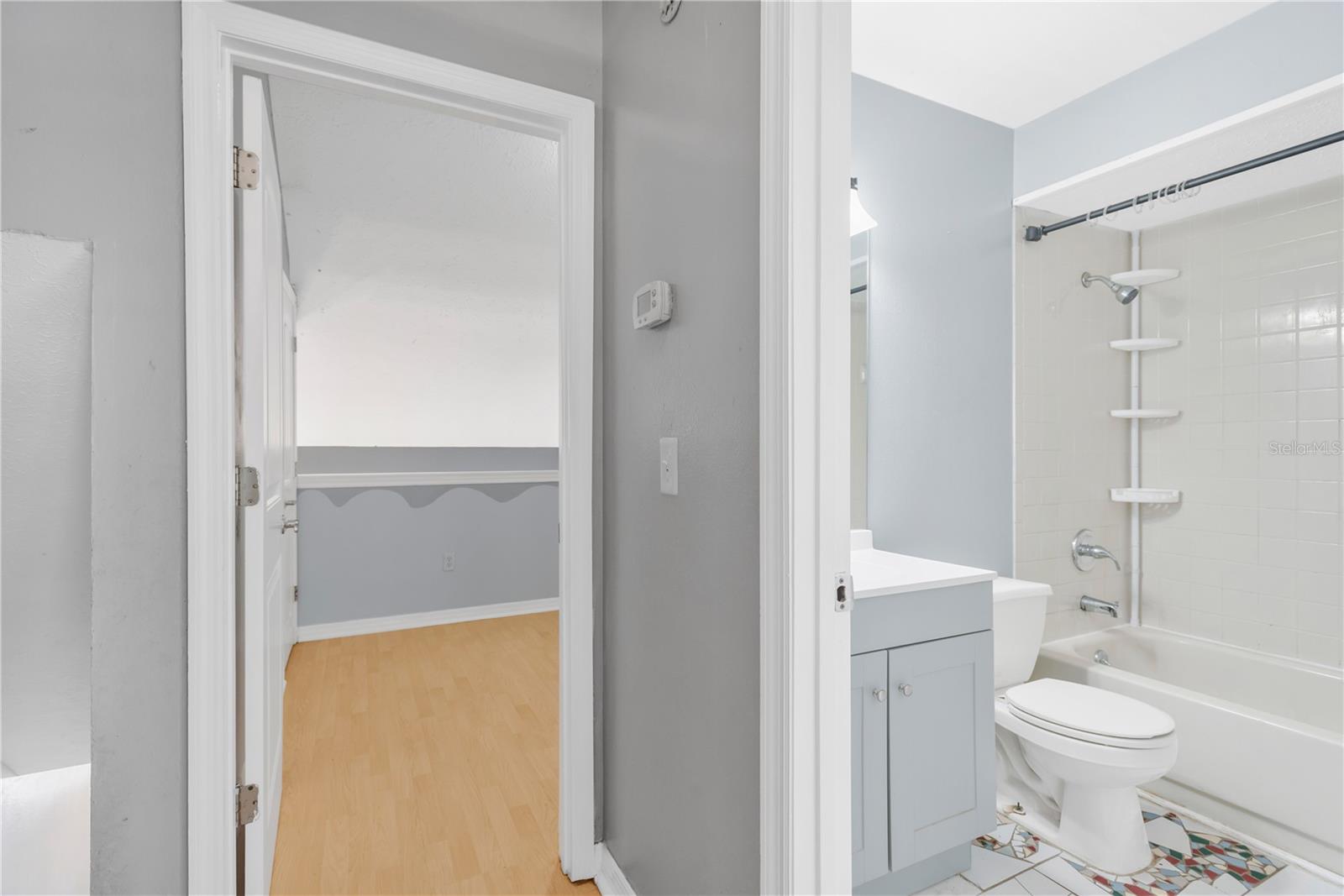 609 Saint Henry Dr Property Photo 14