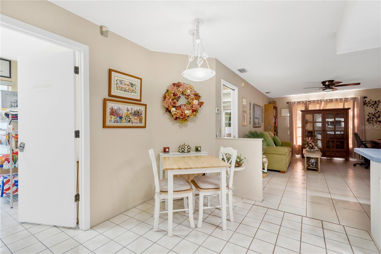 10811 Peppertree Ln Property Photo 7
