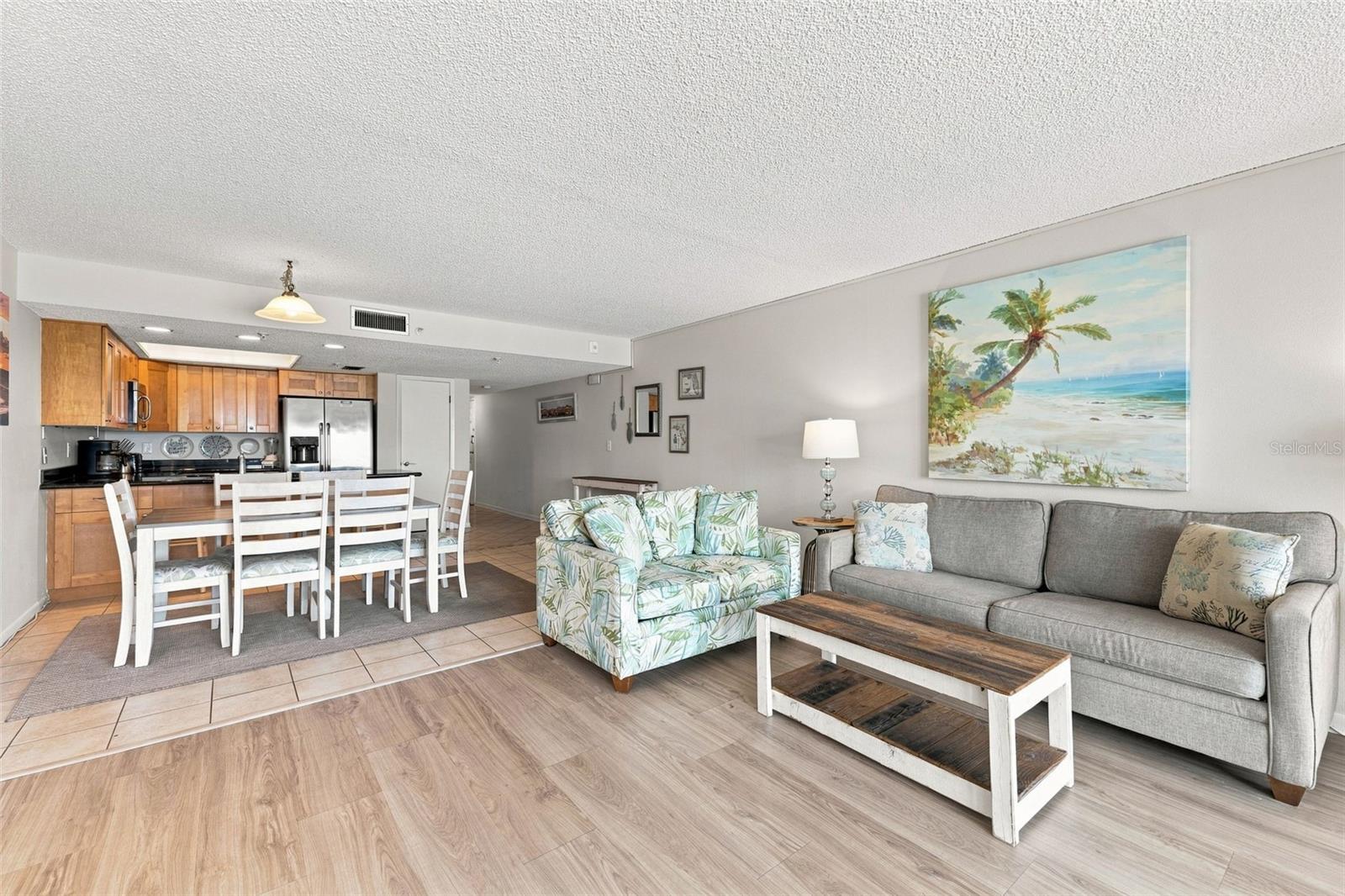 12924 Gulf Blvd #304 Property Photo 11