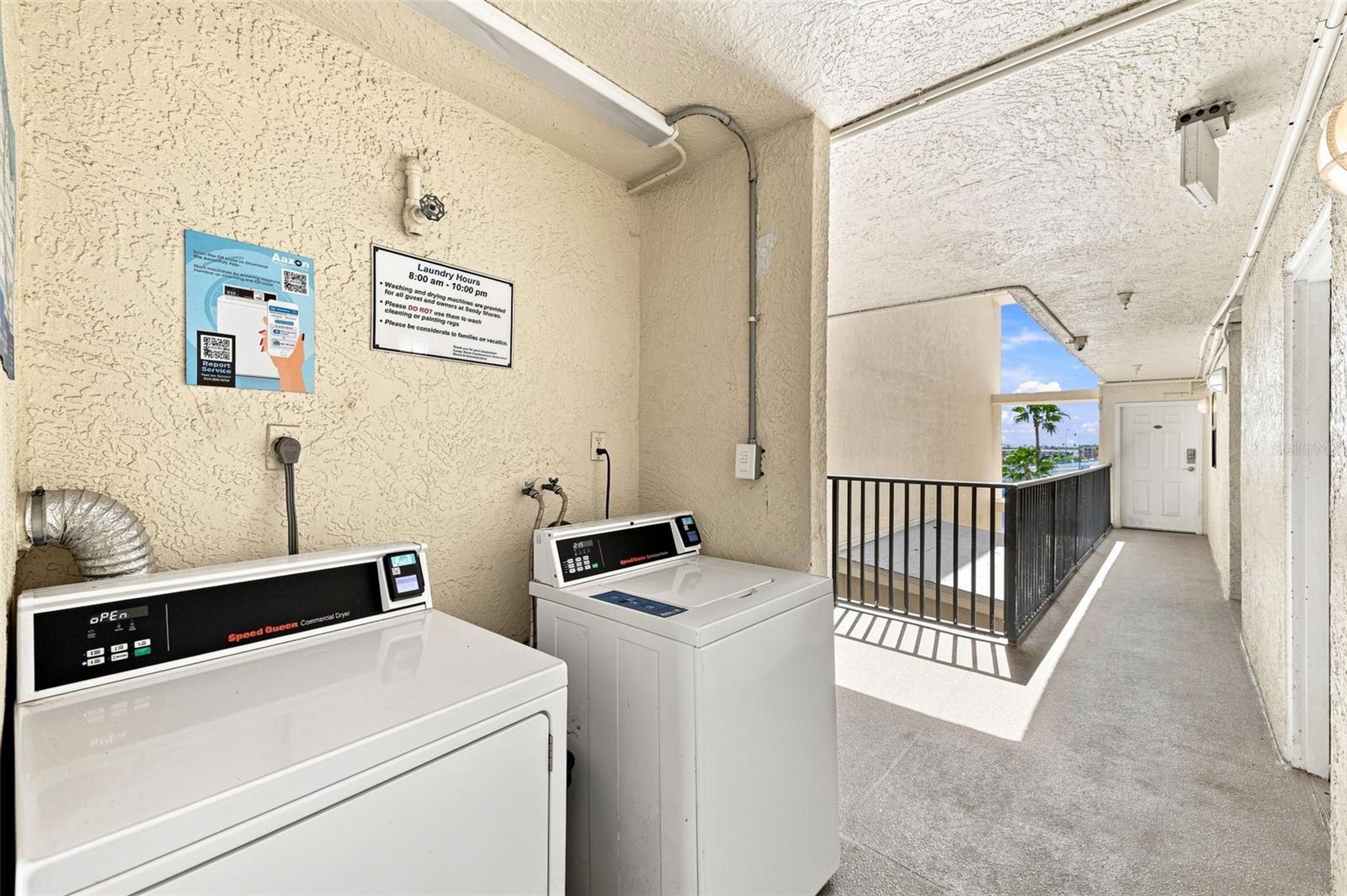 12924 Gulf Blvd #304 Property Photo 32