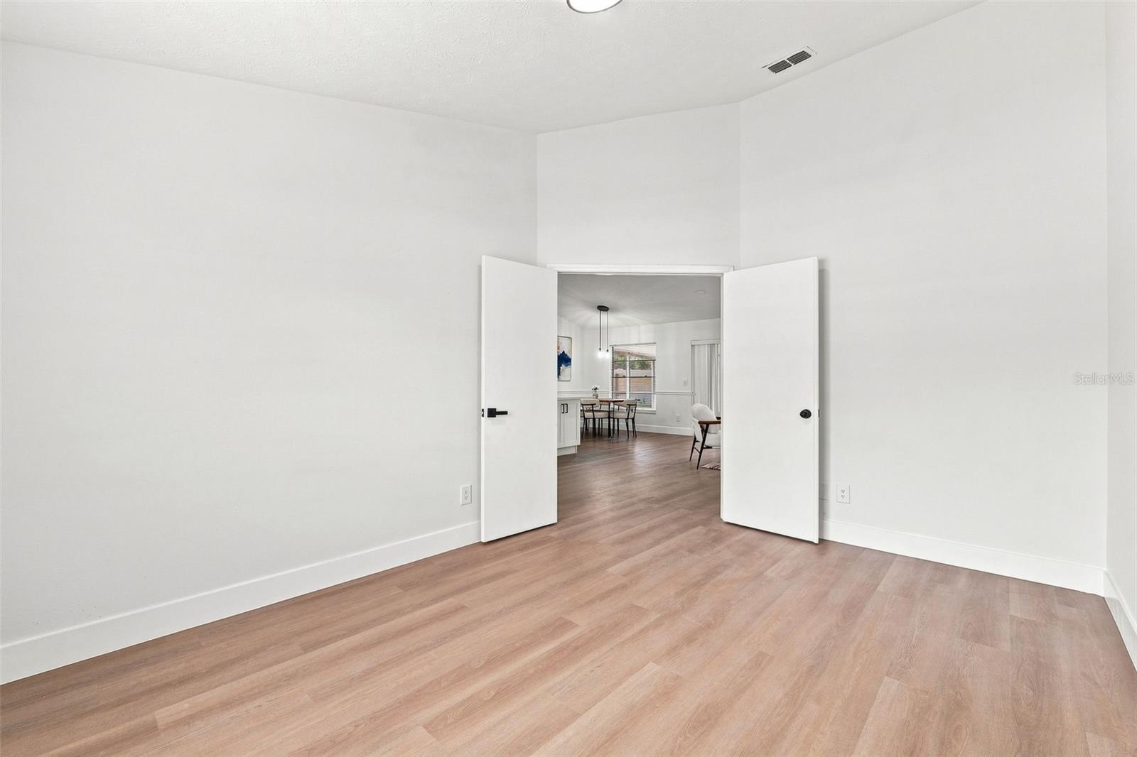 1607 Oak Arbor Ln Property Photo 7