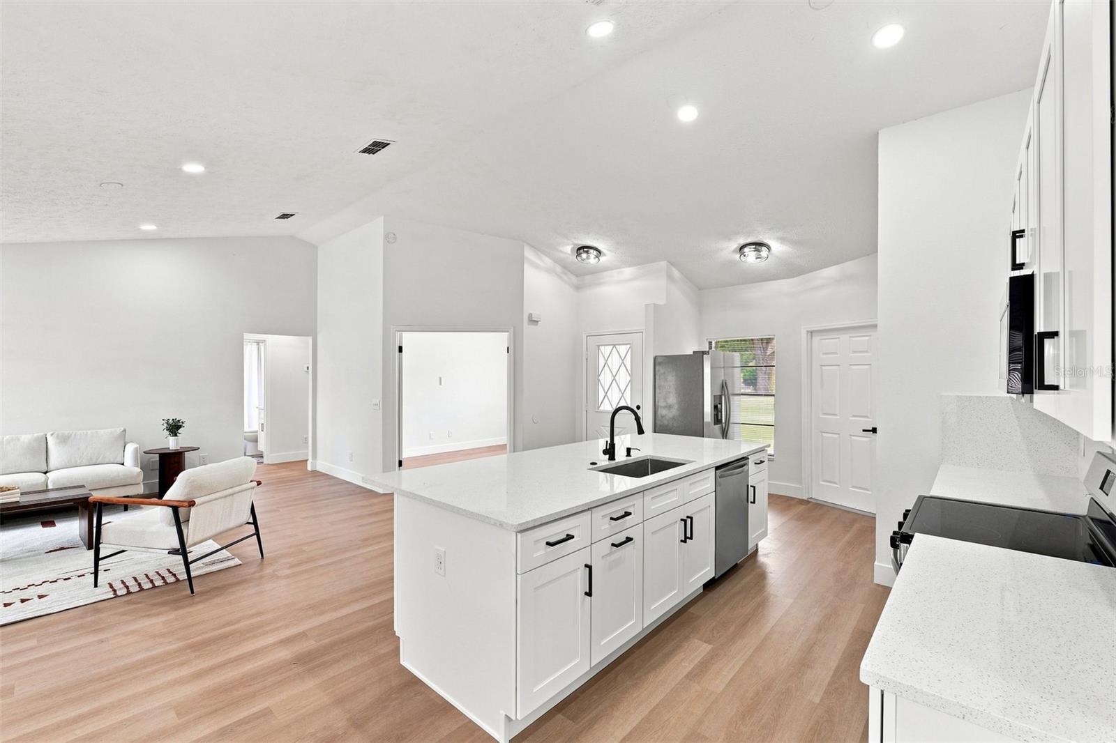 1607 Oak Arbor Ln Property Photo 13