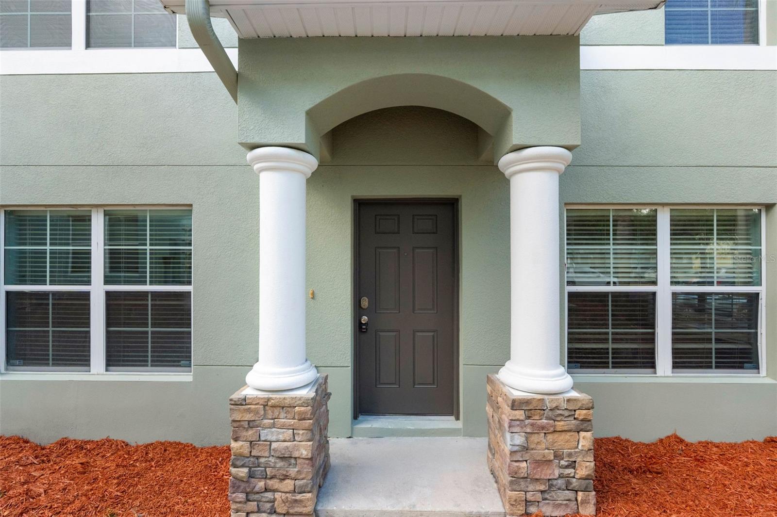 10931 KEYS GATE DR Property Photo 1
