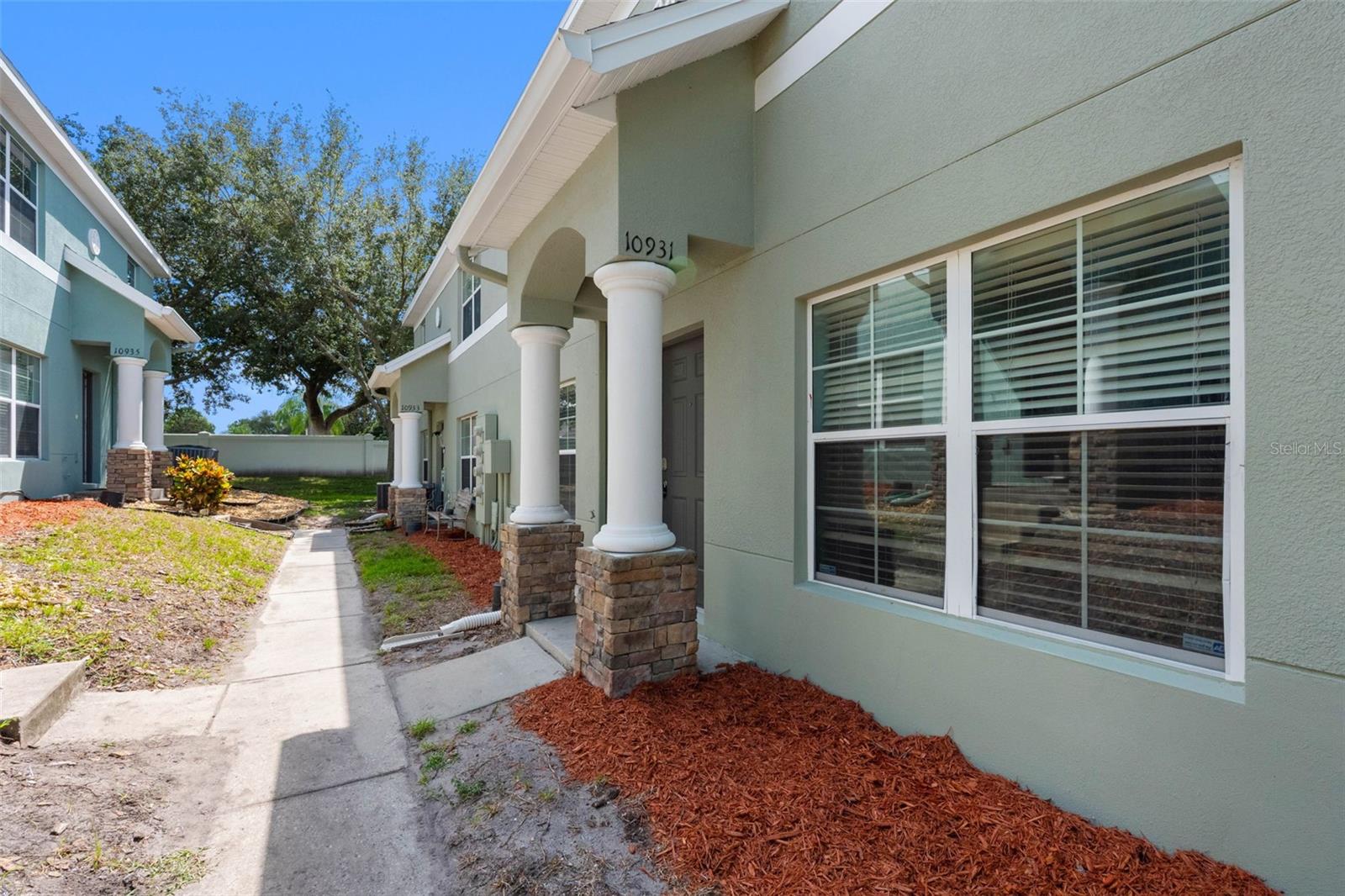 10931 Keys Gate Dr Property Photo 8