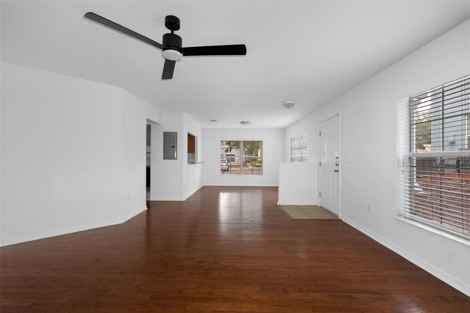 10931 Keys Gate Dr Property Photo 11