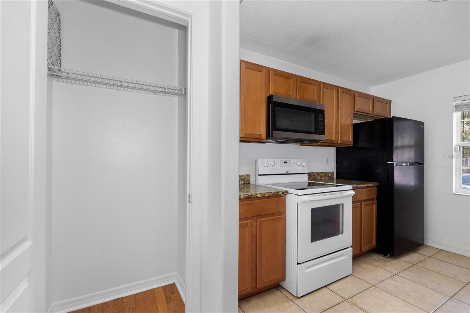 10931 Keys Gate Dr Property Photo 17