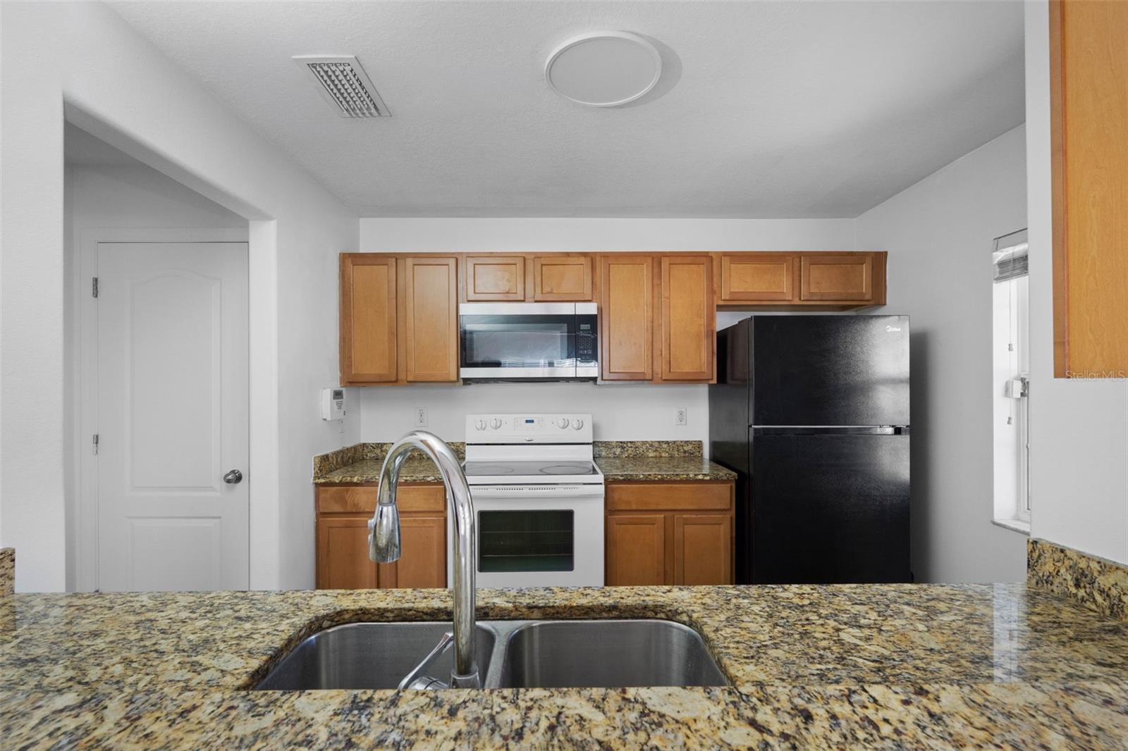 10931 Keys Gate Dr Property Photo 18