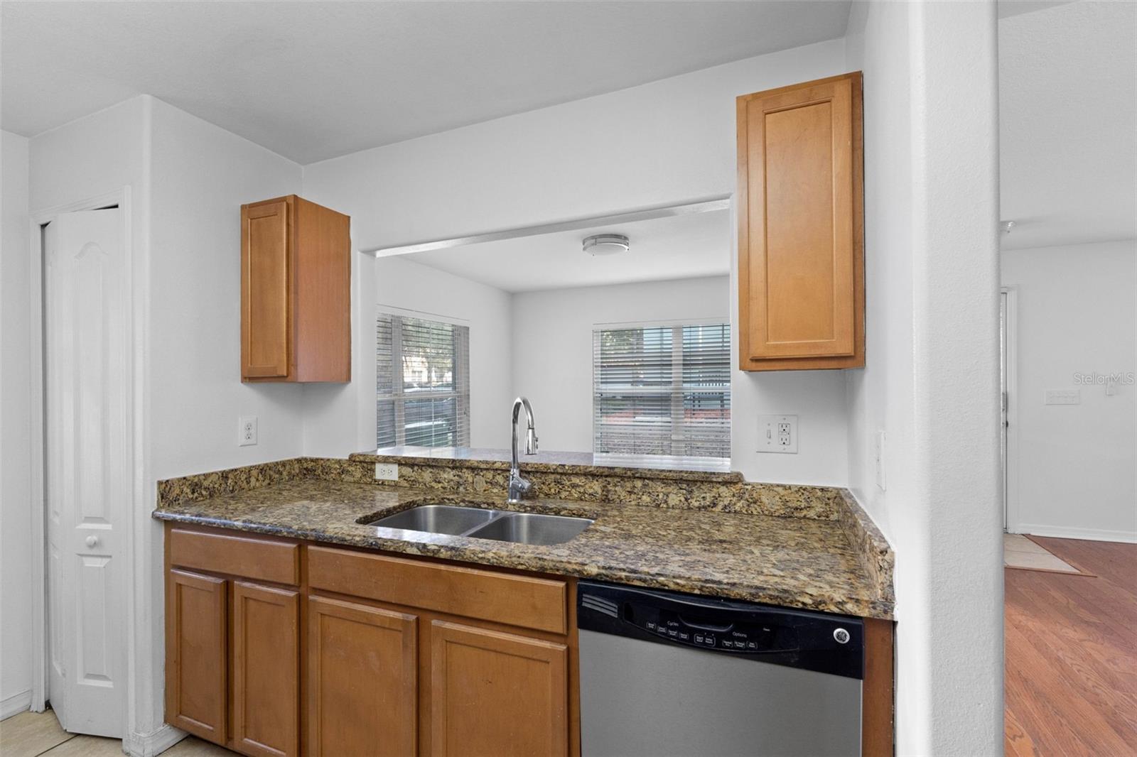 10931 Keys Gate Dr Property Photo 20
