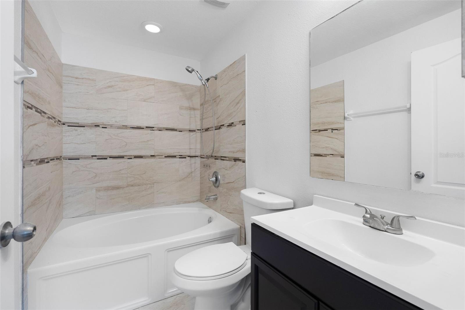 10931 Keys Gate Dr Property Photo 30