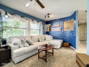 205 Rita Blvd Property Photo 4