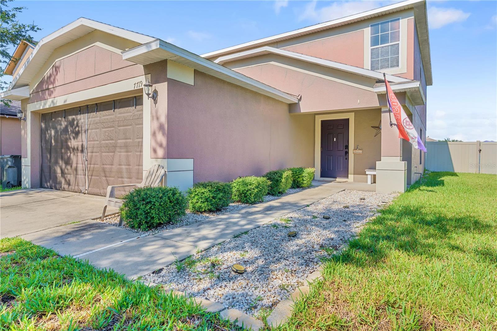 7719 Maroon Peak Dr Property Photo 4