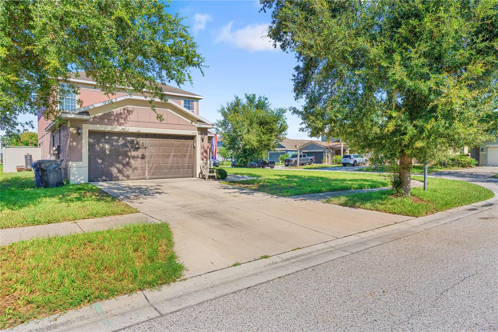 7719 Maroon Peak Dr Property Photo 8
