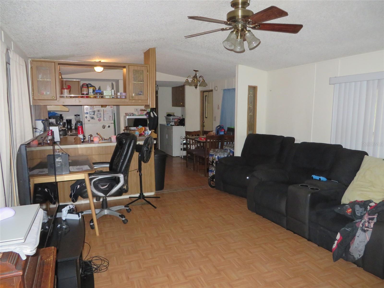 36413 Cherrywood Ln Property Photo 4