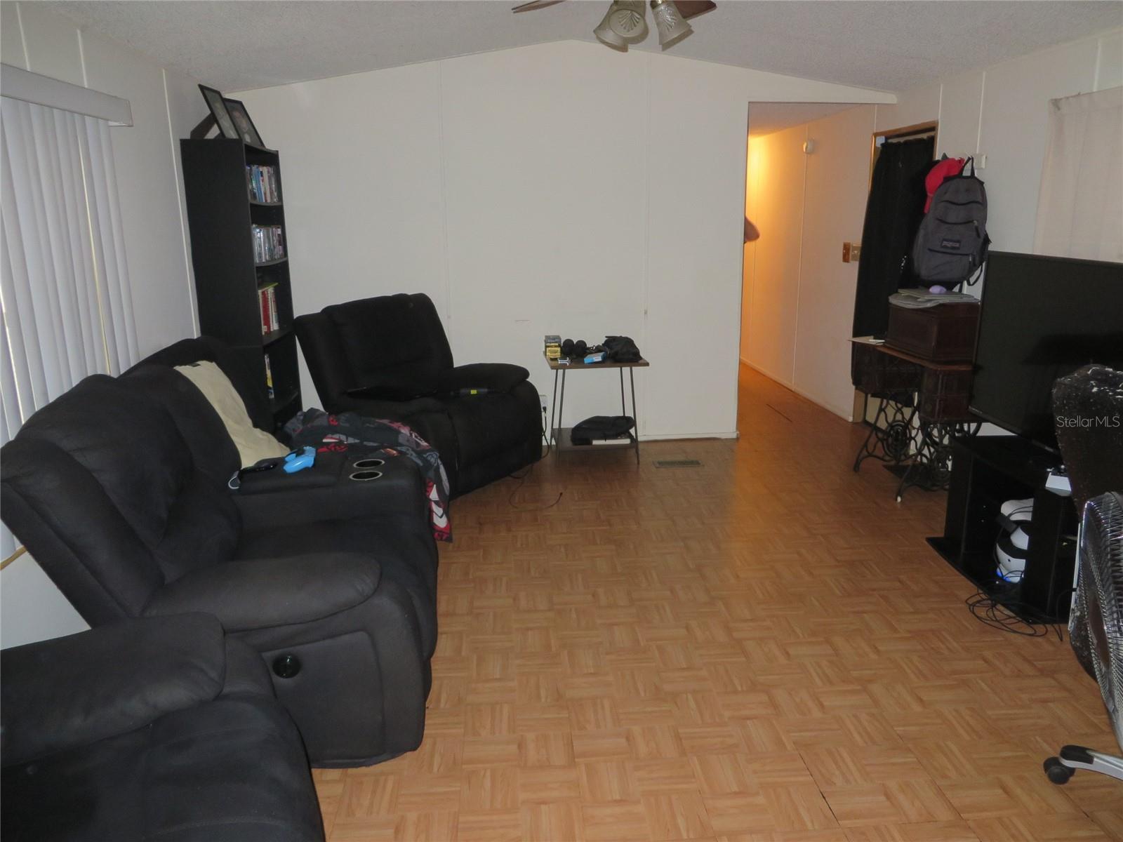 36413 Cherrywood Ln Property Photo 8