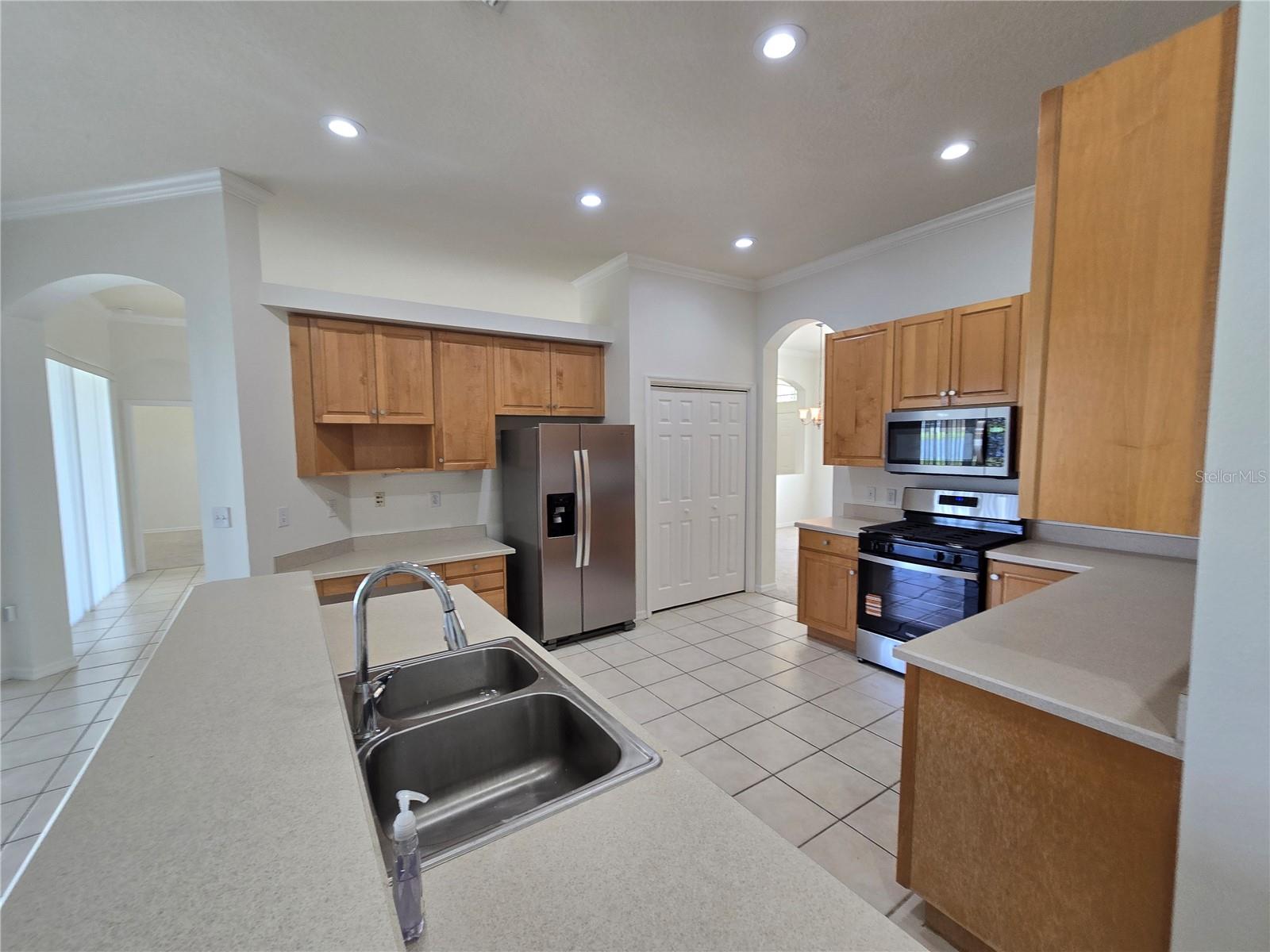 15305 Palomapark Ln Property Photo 4