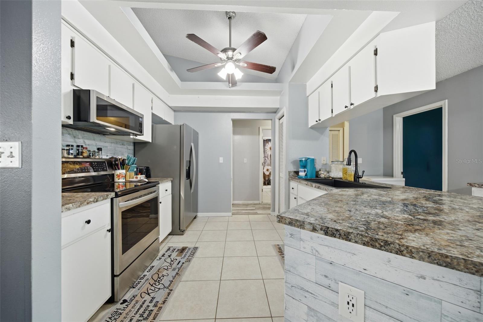 13801 Whitby Rd Property Photo 8