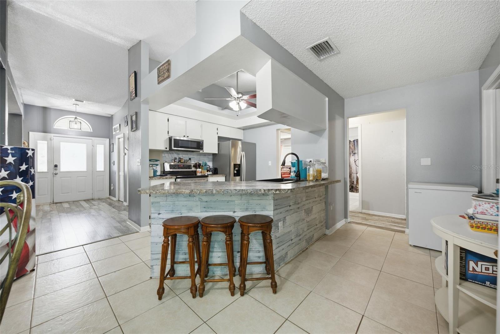 13801 Whitby Rd Property Photo 9
