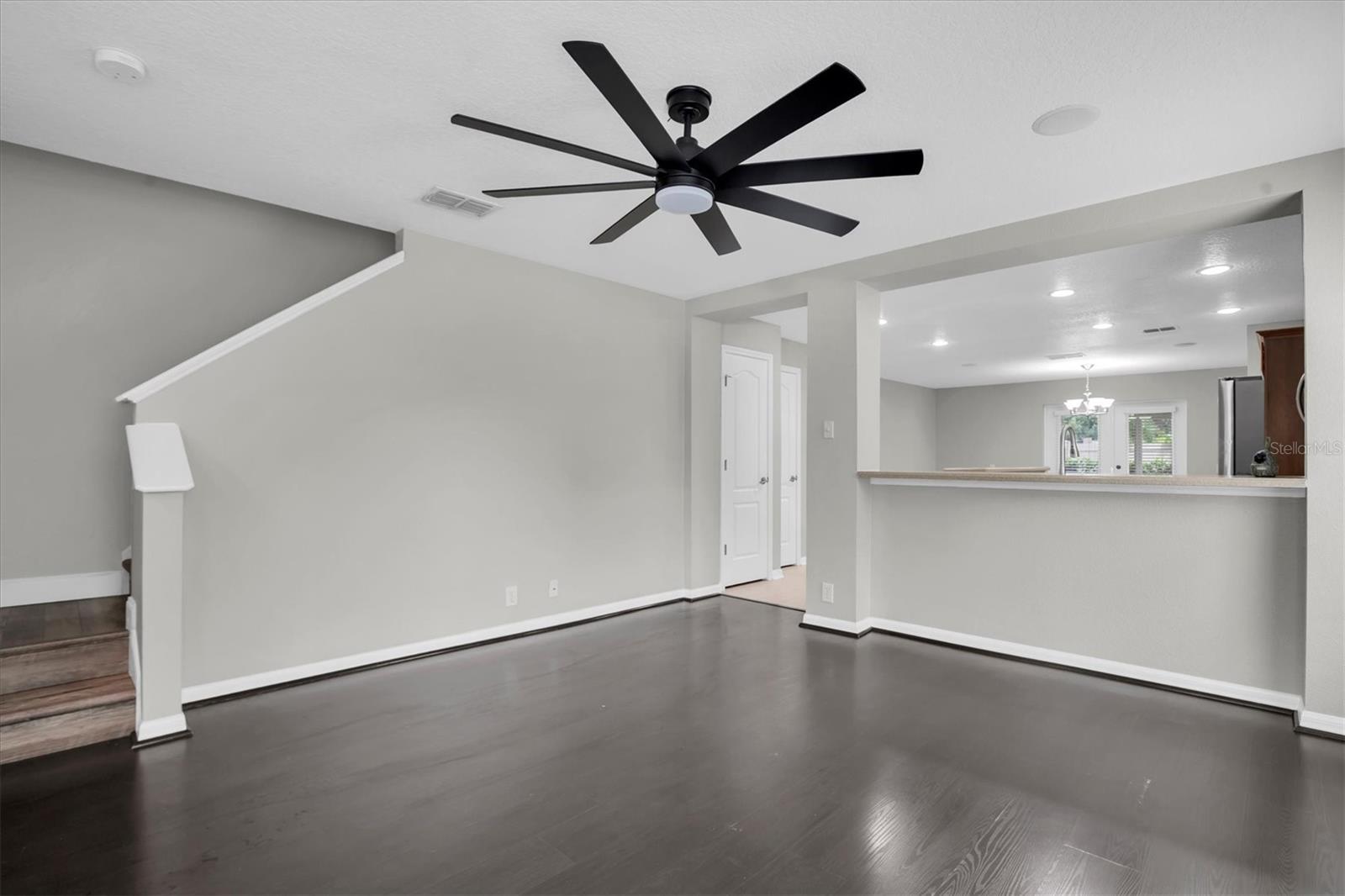 2570 Sea Wind Way Property Photo 5