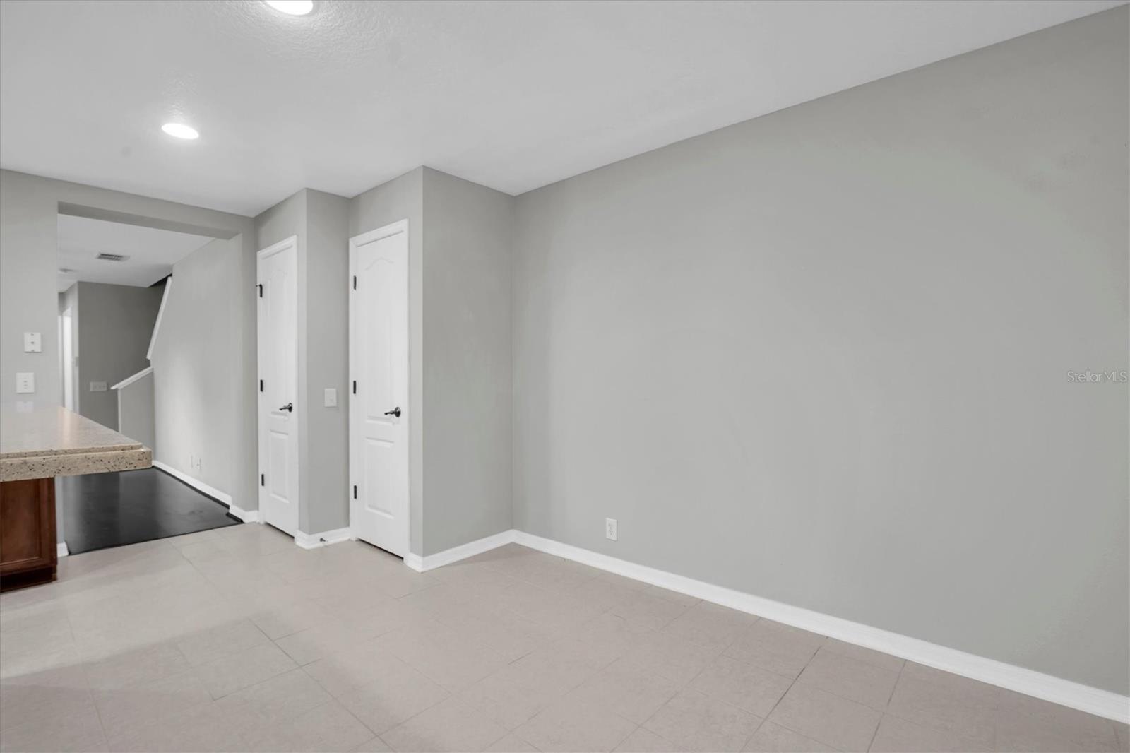 2570 Sea Wind Way Property Photo 14