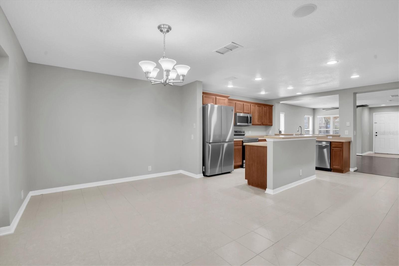 2570 Sea Wind Way Property Photo 15