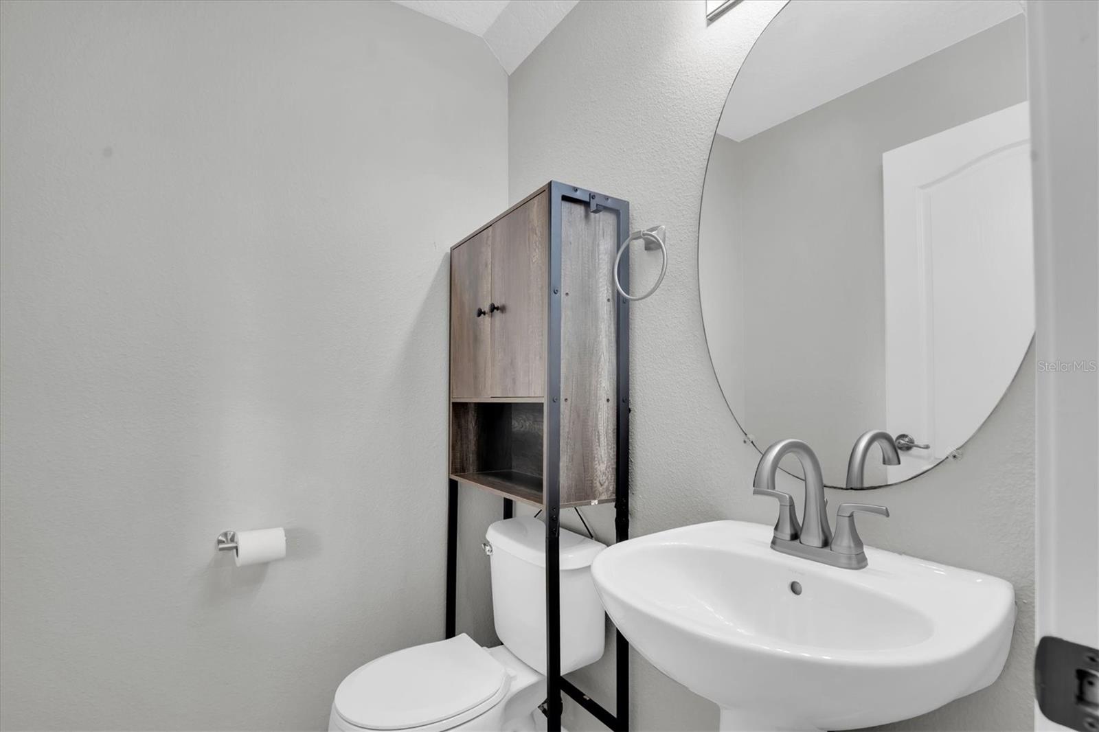2570 Sea Wind Way Property Photo 18