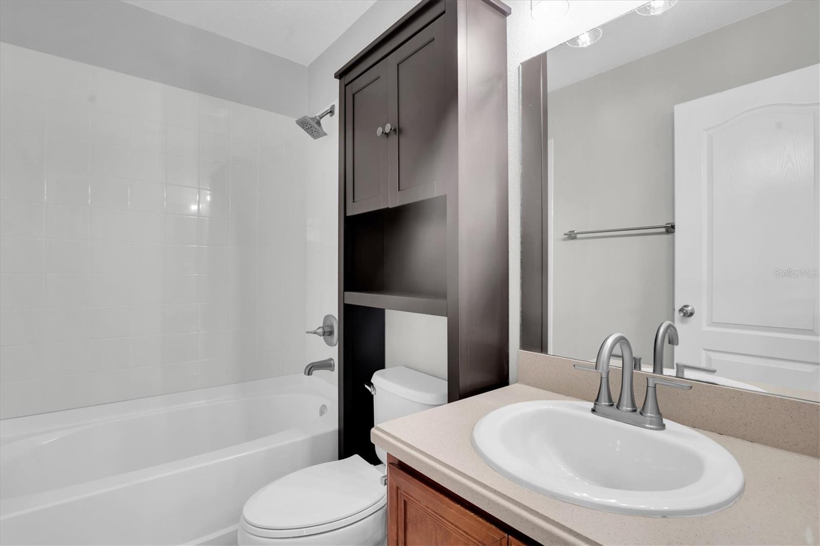 2570 Sea Wind Way Property Photo 23