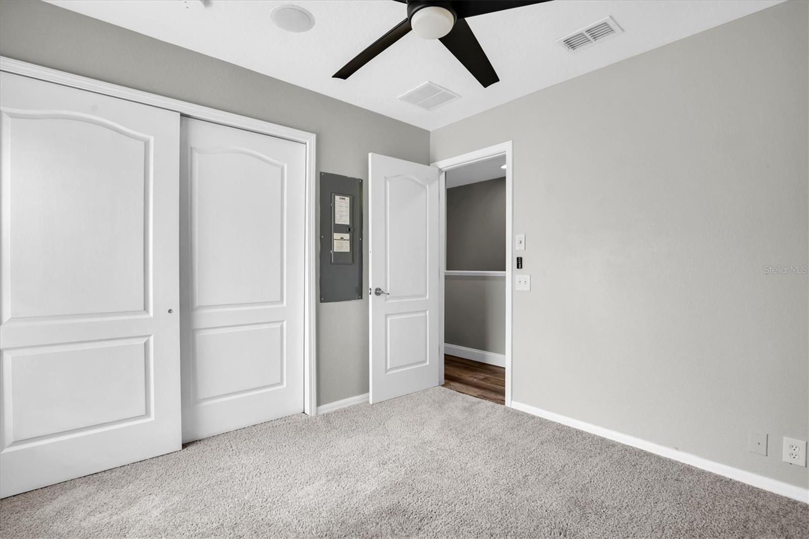 2570 Sea Wind Way Property Photo 28