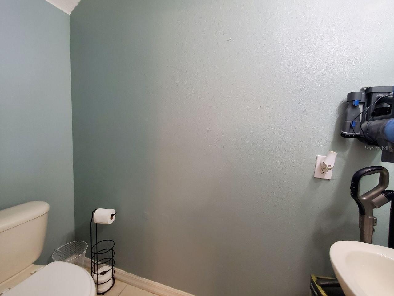 20420 Needletree Dr Property Photo 11