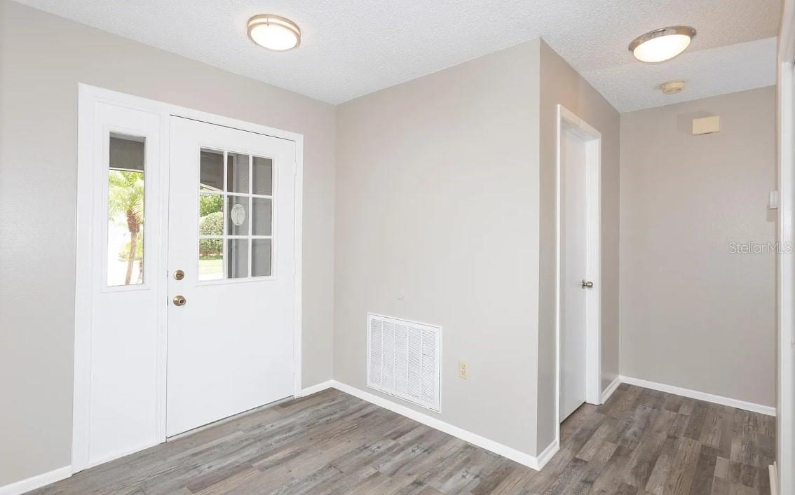 13309 Shadberry Ln Property Photo 6