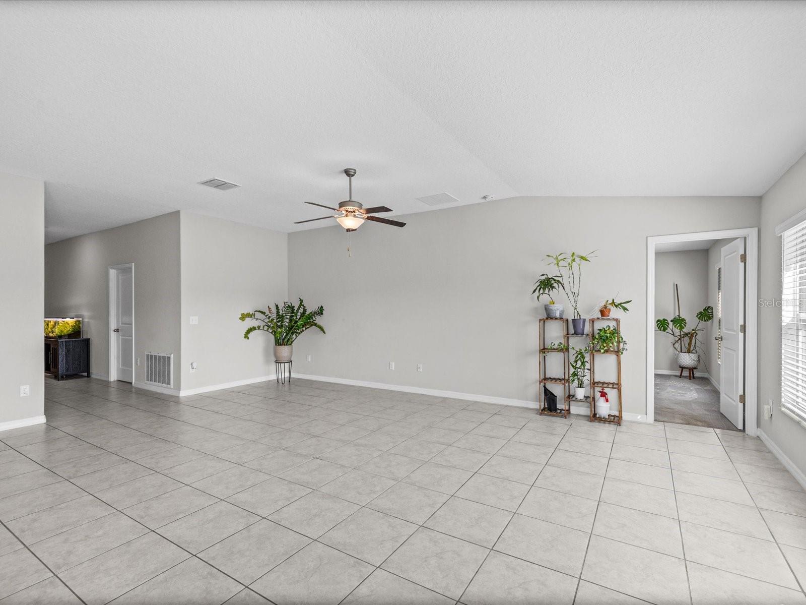 15416 Wicked Strong St Property Photo 9