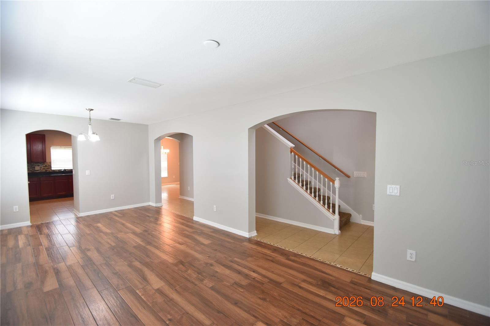 11405 Flora Springs Dr Property Photo 4