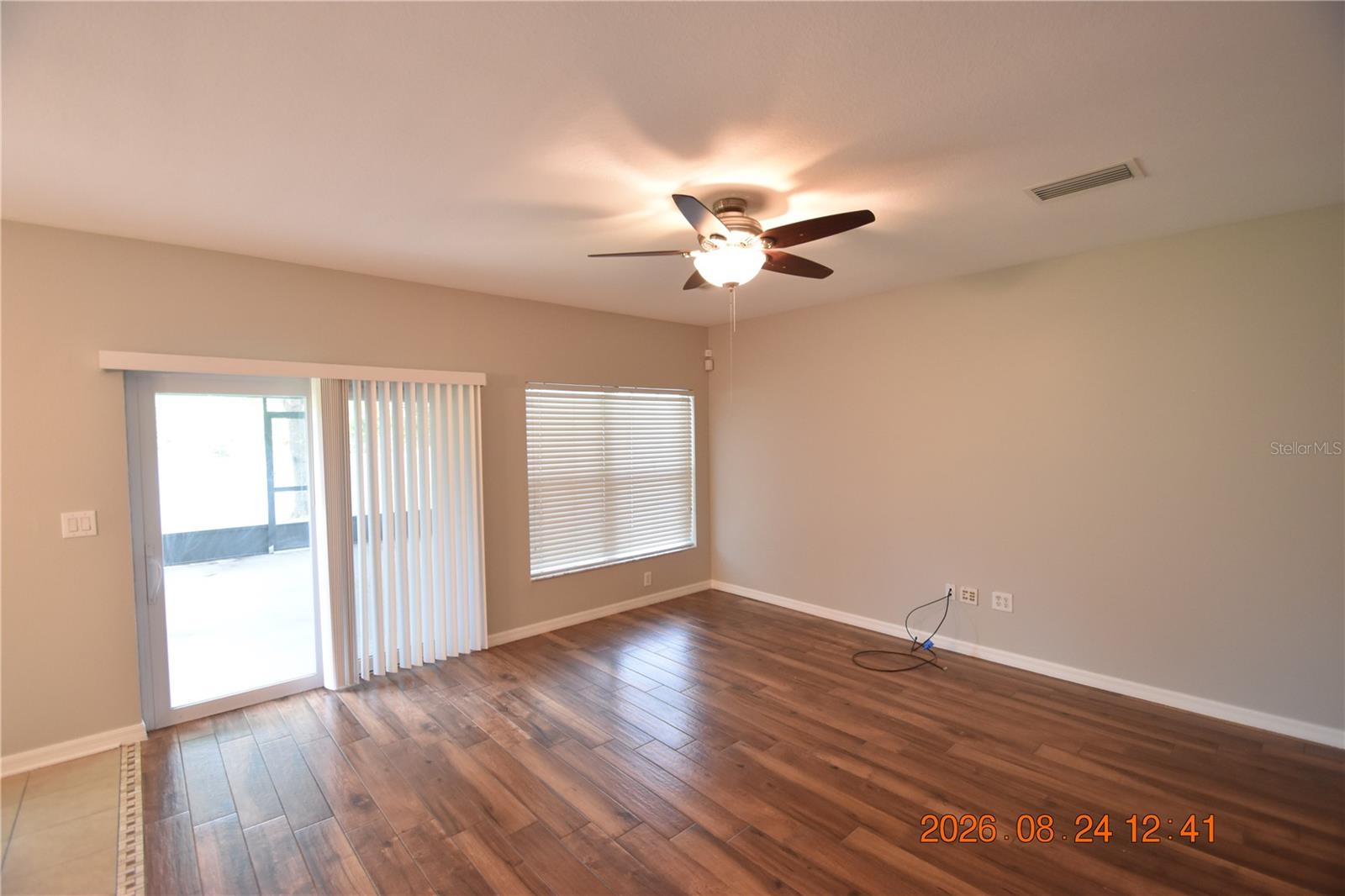 11405 Flora Springs Dr Property Photo 8