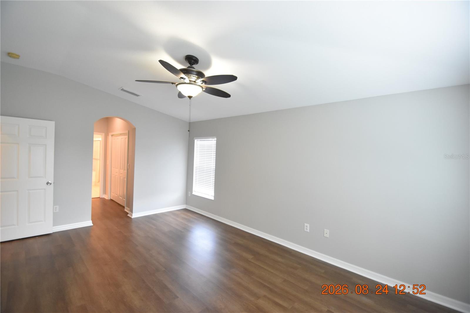 11405 Flora Springs Dr Property Photo 24