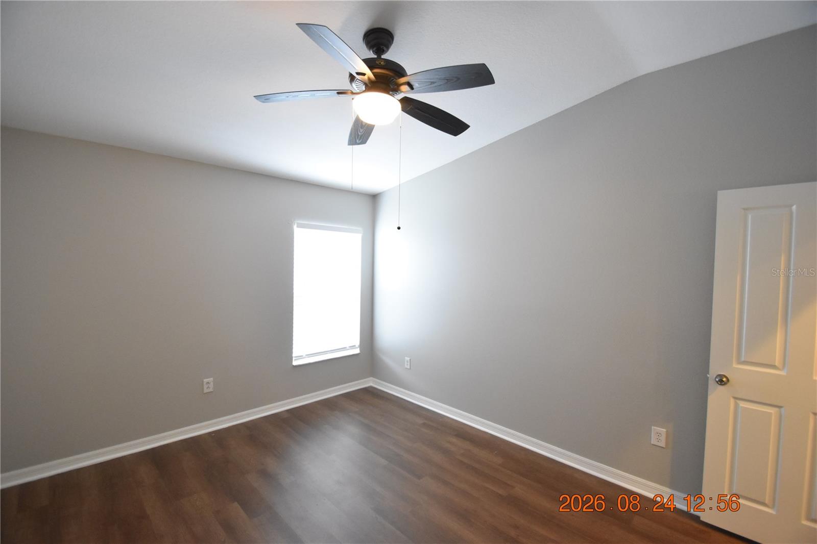 11405 Flora Springs Dr Property Photo 32