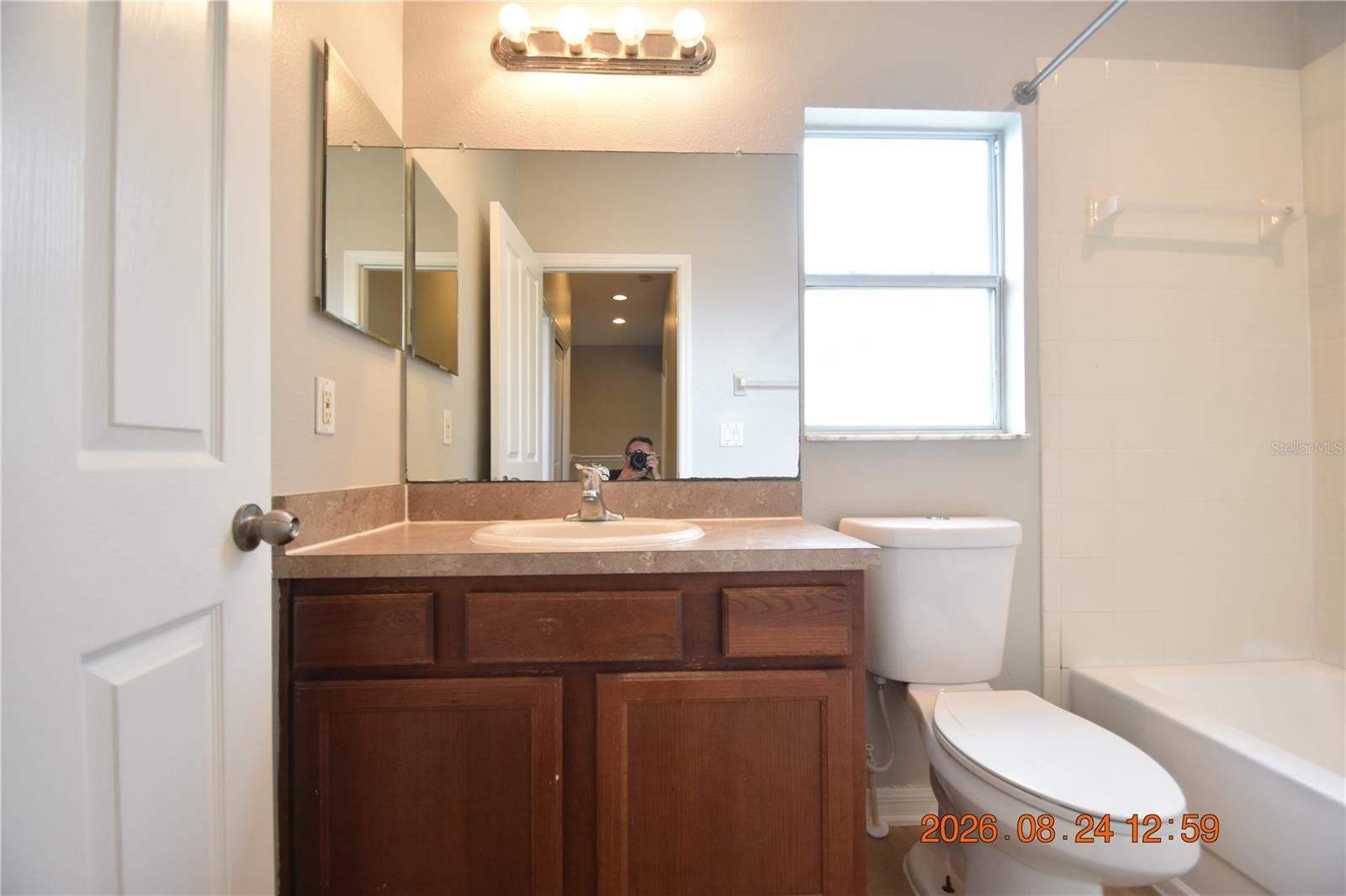 11405 Flora Springs Dr Property Photo 44
