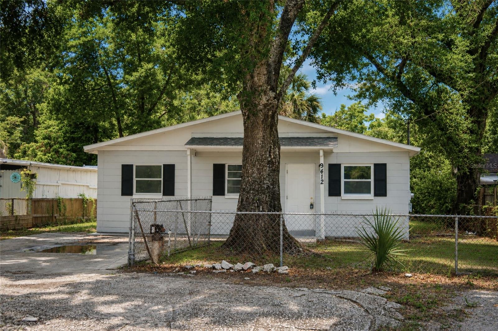 9412 N Elmer St Property Photo 1