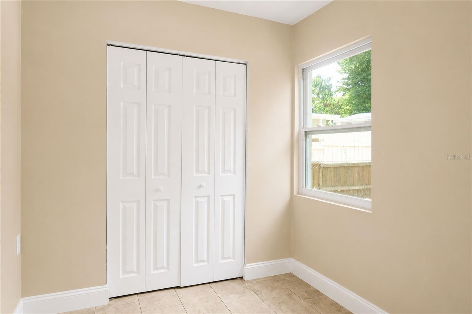 9412 N Elmer St Property Photo 22