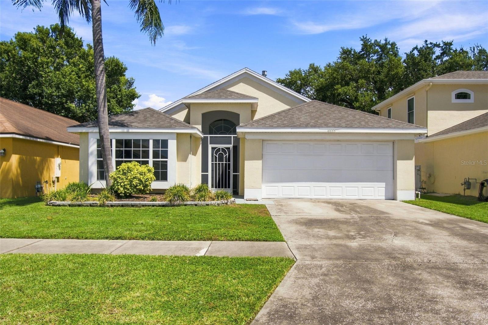 6555 Cherry Grove Cir Property Photo 1