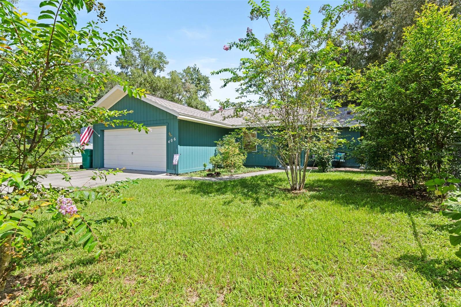 406 E Circlewood St Property Photo 21