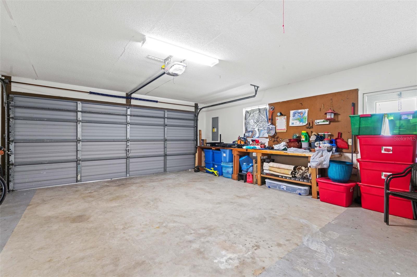 406 E Circlewood St Property Photo 44