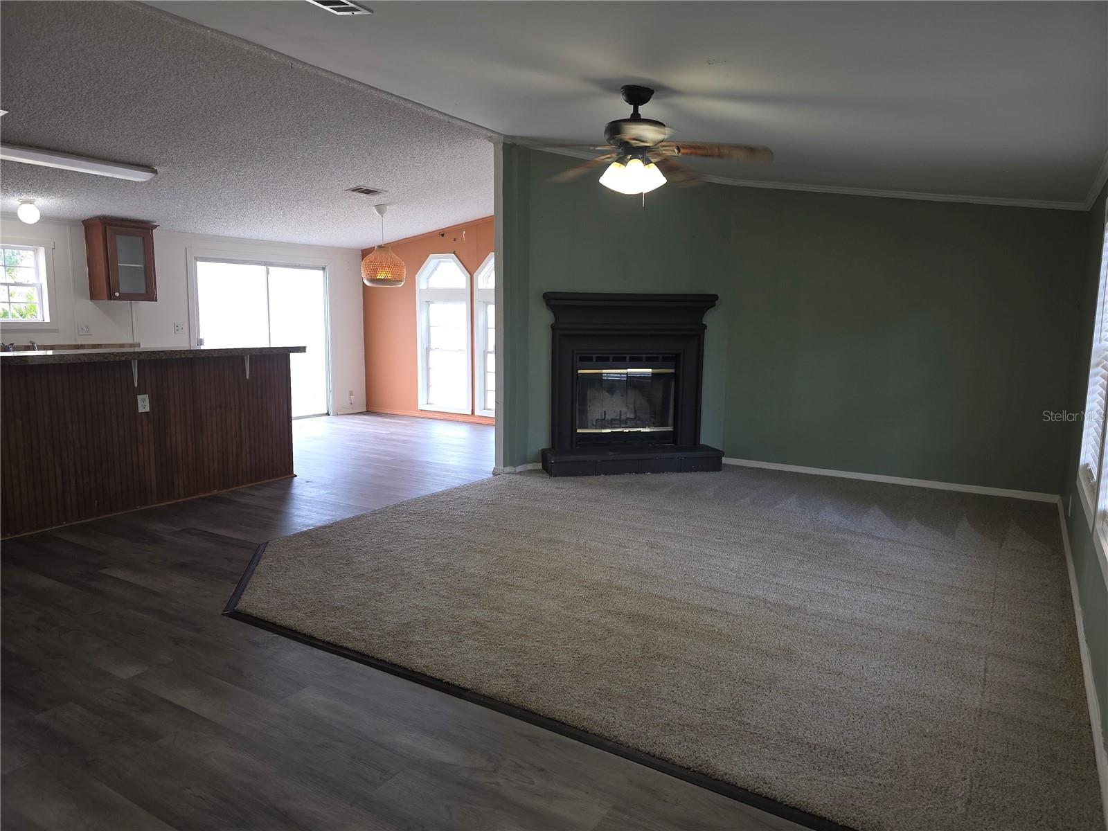 1020 Brinwood Dr Property Photo 5