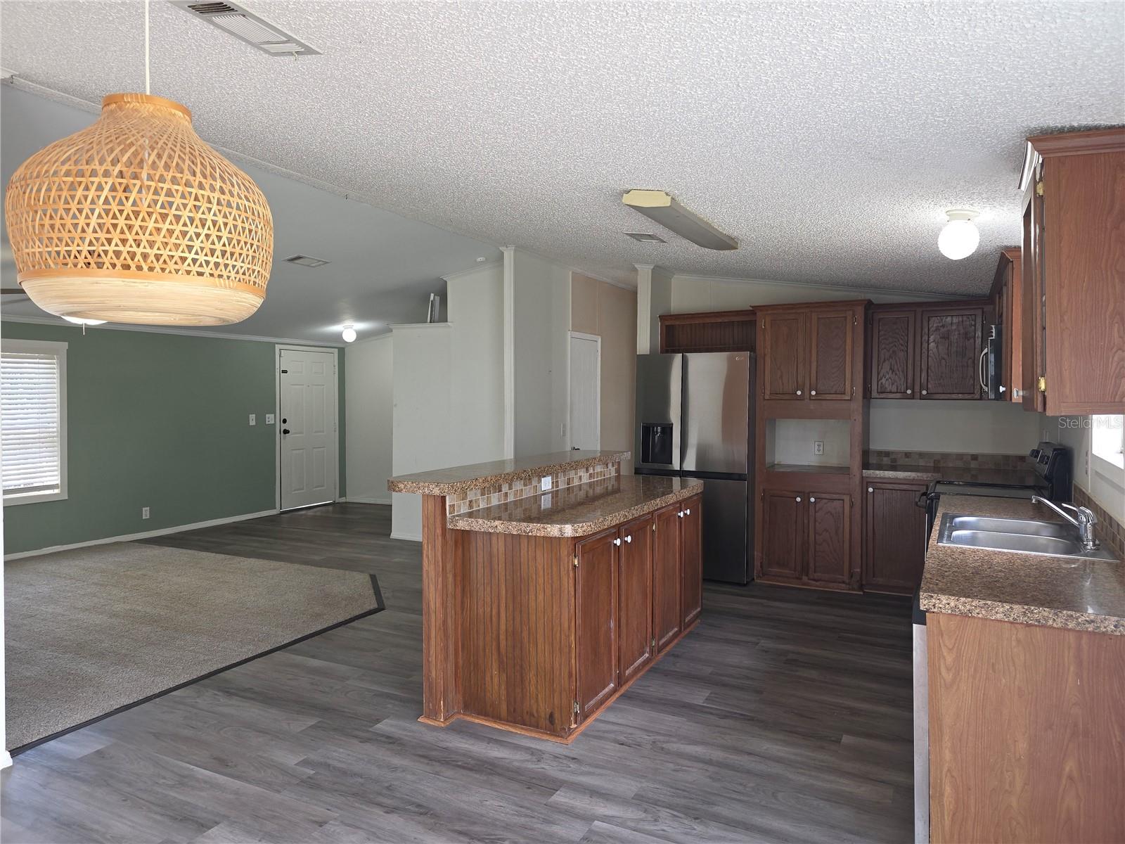 1020 Brinwood Dr Property Photo 13
