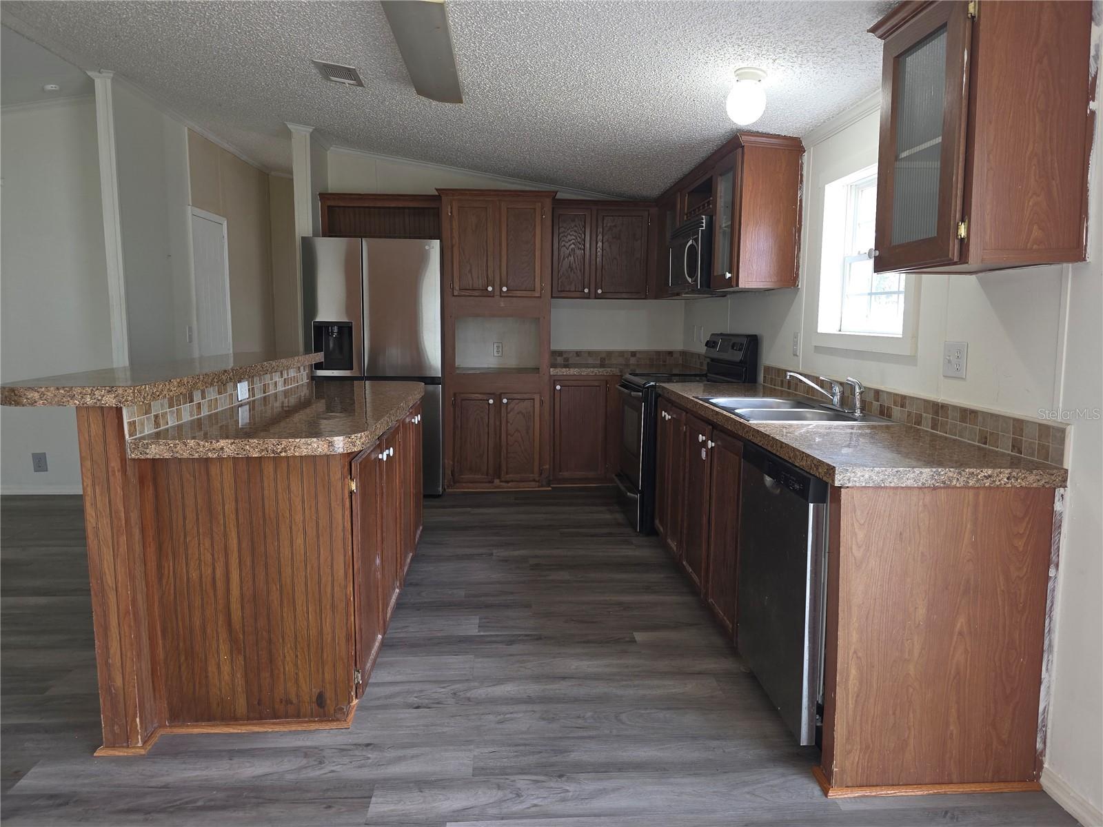 1020 Brinwood Dr Property Photo 14