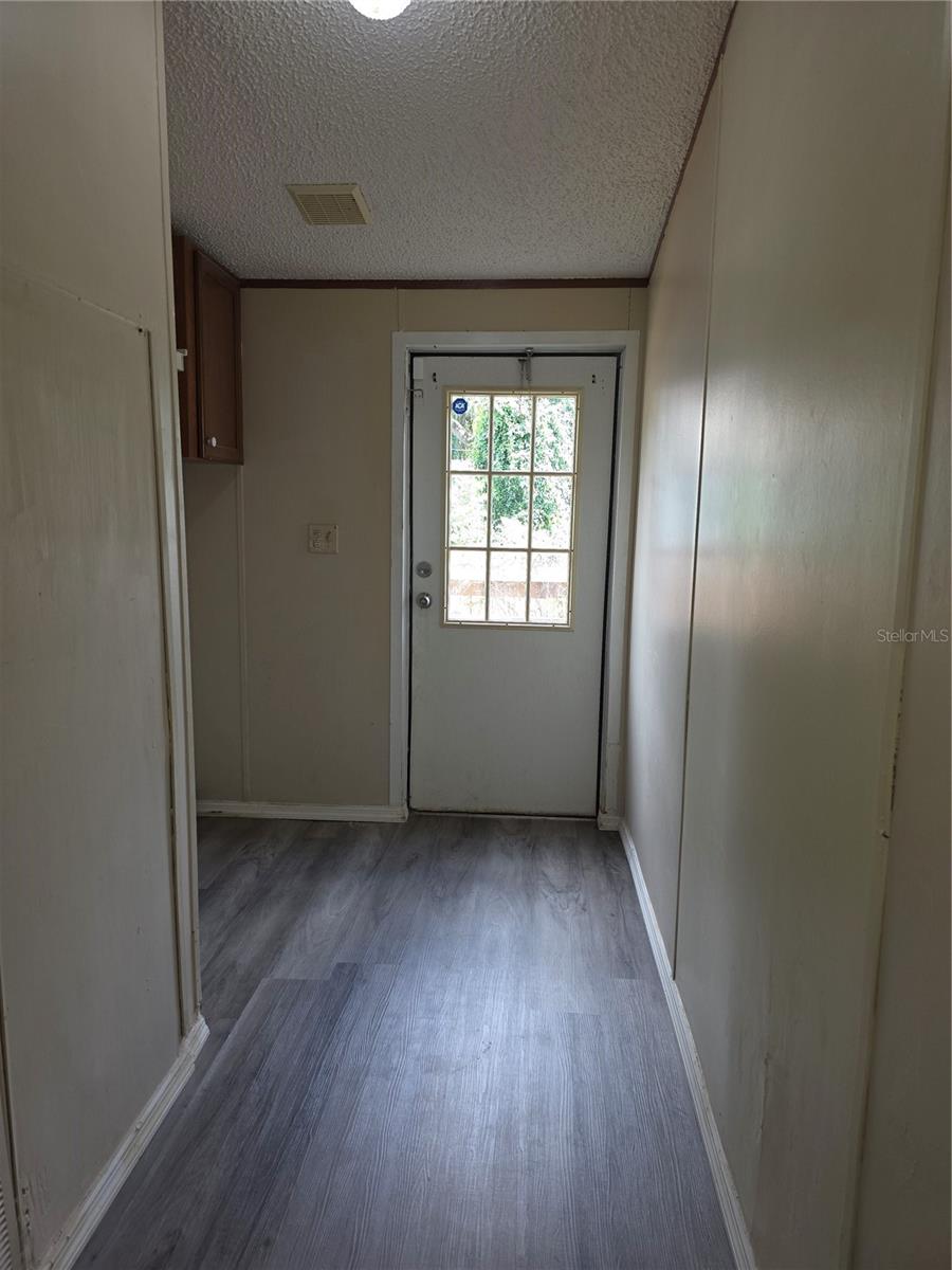 1020 Brinwood Dr Property Photo 18