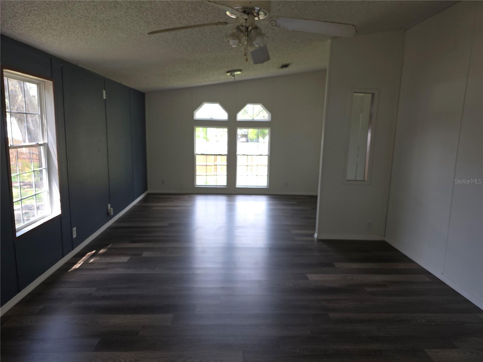 1020 Brinwood Dr Property Photo 24