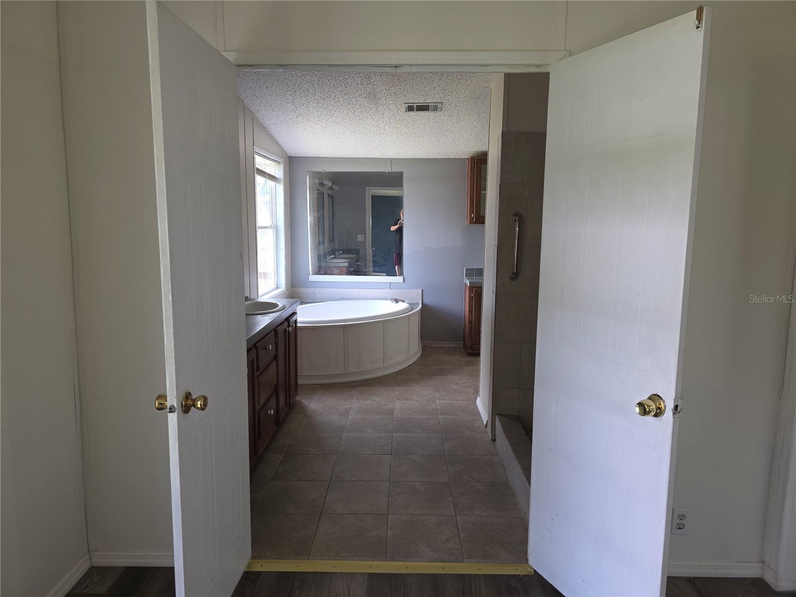 1020 Brinwood Dr Property Photo 29